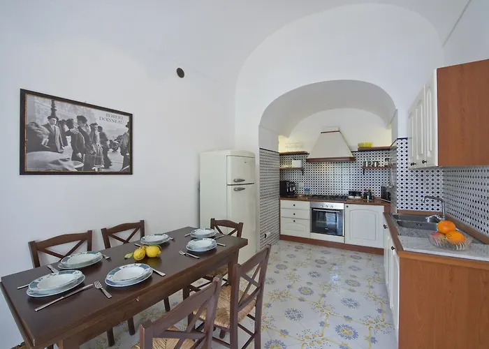 Casa Hellen Center Holiday home *